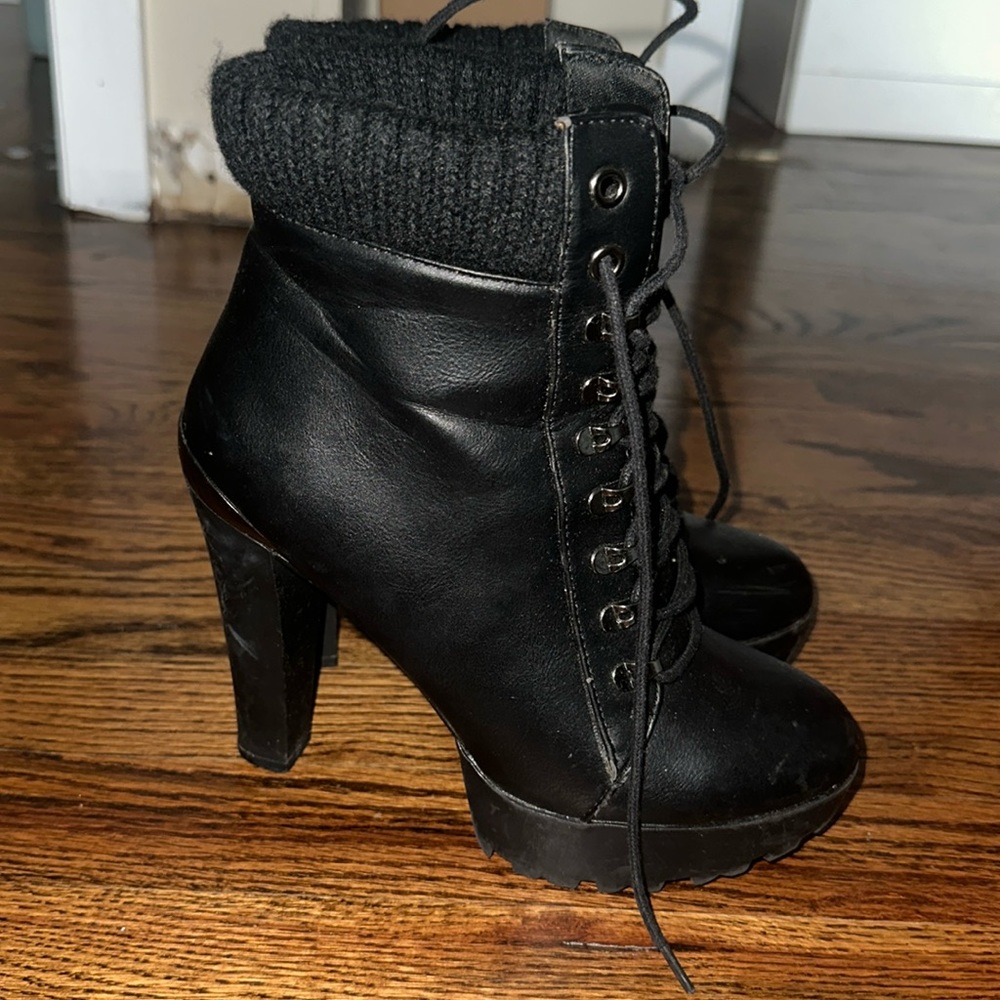 Lace Up Platform Booties- Great fall/winter shoe!